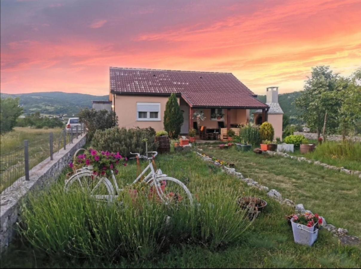 Vikendica Vlahic, Goranci Villa โมสตาร์ ภายนอก รูปภาพ